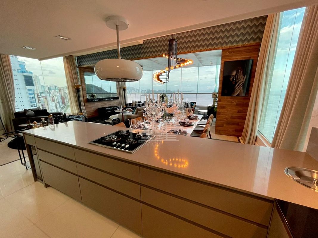 Cobertura à venda com 7 quartos, 7 suítes, 6 vagas e 600m² no Barra Sul, Balneário Camboriú (SC) — foto 14 de 30