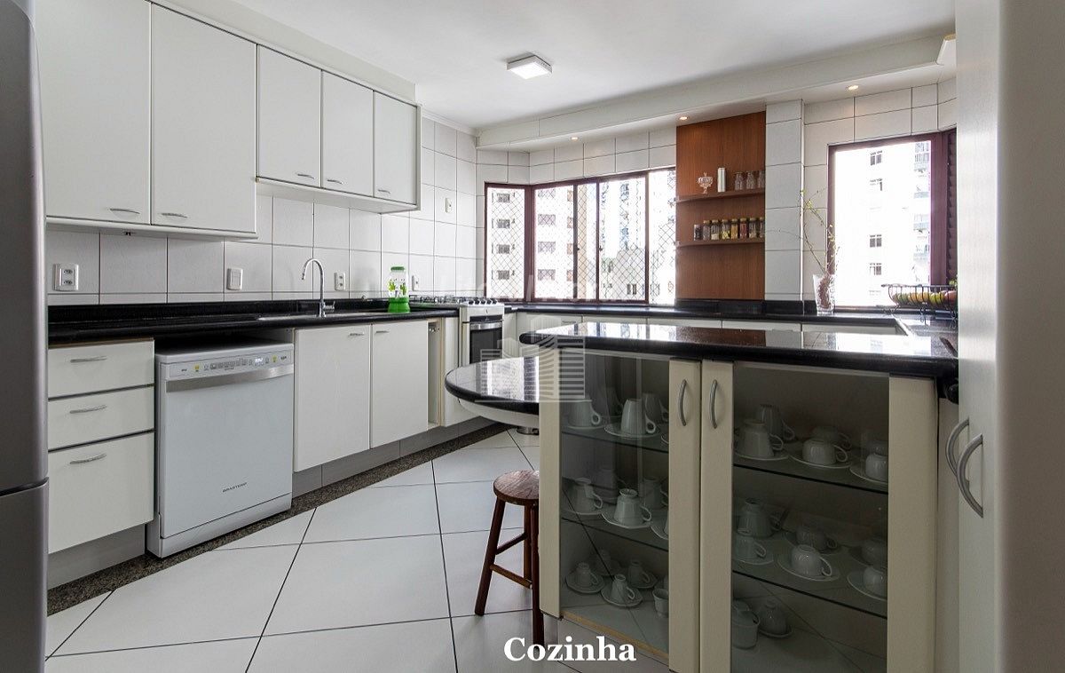 Apartamento à venda com 5 quartos, 5 suítes, 3 vagas e 340m² no Barra Sul, Balneário Camboriú (SC) — foto 11 de 24