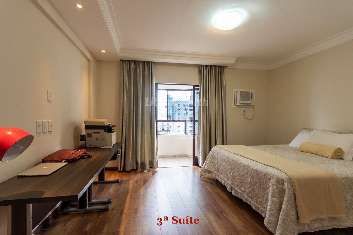 Apartamento à venda com 5 quartos, 5 suítes, 3 vagas e 340m² no Barra Sul, Balneário Camboriú (SC) — foto 17 de 24