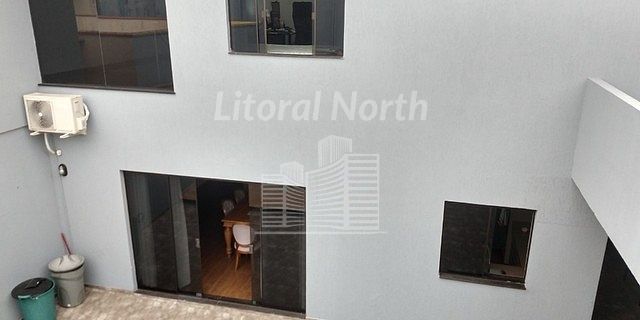 Casa à venda com 4 quartos, 4 suítes, 4 vagas e 350m² no Fazenda, Itajaí (SC) — foto 3 de 15