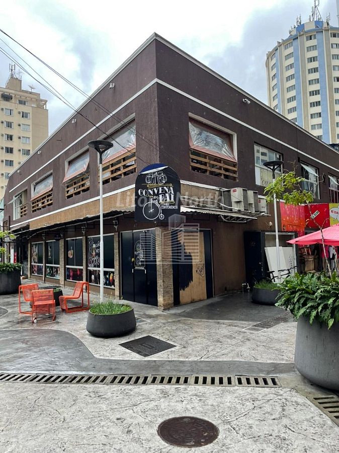 Comercial à venda com 860m² no Centro, Balneário Camboriú (SC) — foto 2 de 7