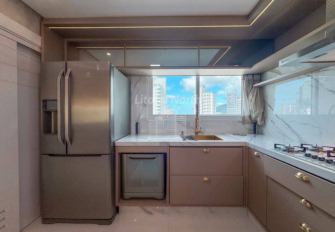 Apartamento à venda com 3 quartos, 3 suítes, 2 vagas e 138m² no Centro, Balneário Camboriú (SC) — foto 28 de 30