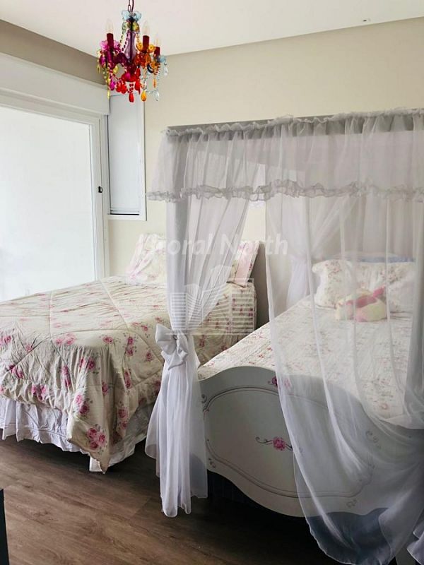 Casa à venda com 4 quartos, 3 suítes, 2 vagas e 286m² no Santa Regina, Camboriú (SC) — foto 18 de 26