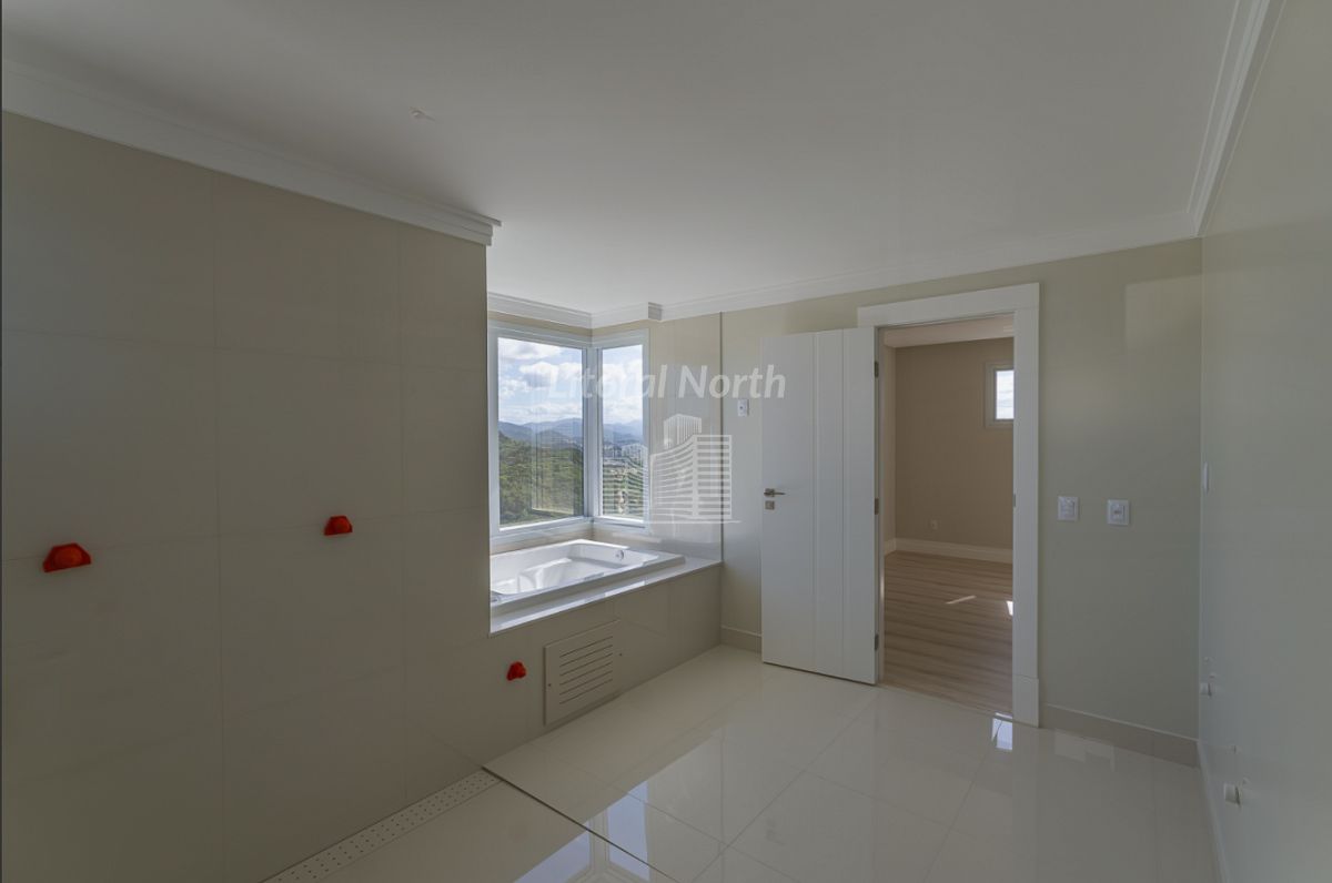 Apartamento à venda com 4 quartos, 4 suítes, 6 vagas e 297m² no Barra Sul, Balneário Camboriú (SC) — foto 26 de 30
