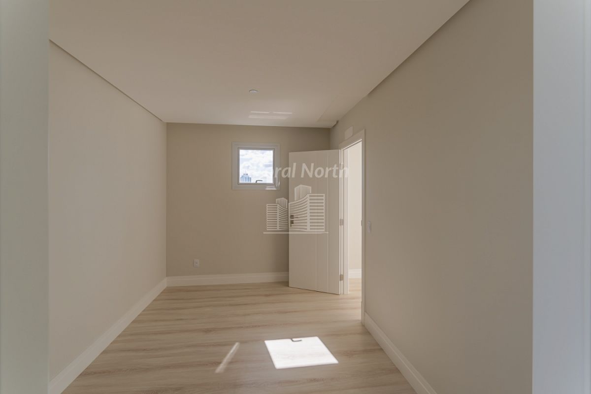 Apartamento à venda com 4 quartos, 4 suítes, 6 vagas e 297m² no Barra Sul, Balneário Camboriú (SC) — foto 27 de 30