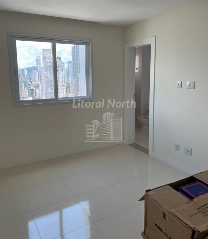 Apartamento à venda com 3 quartos, 3 suítes, 3 vagas e 130m² no Centro, Balneário Camboriú (SC) — foto 12 de 19