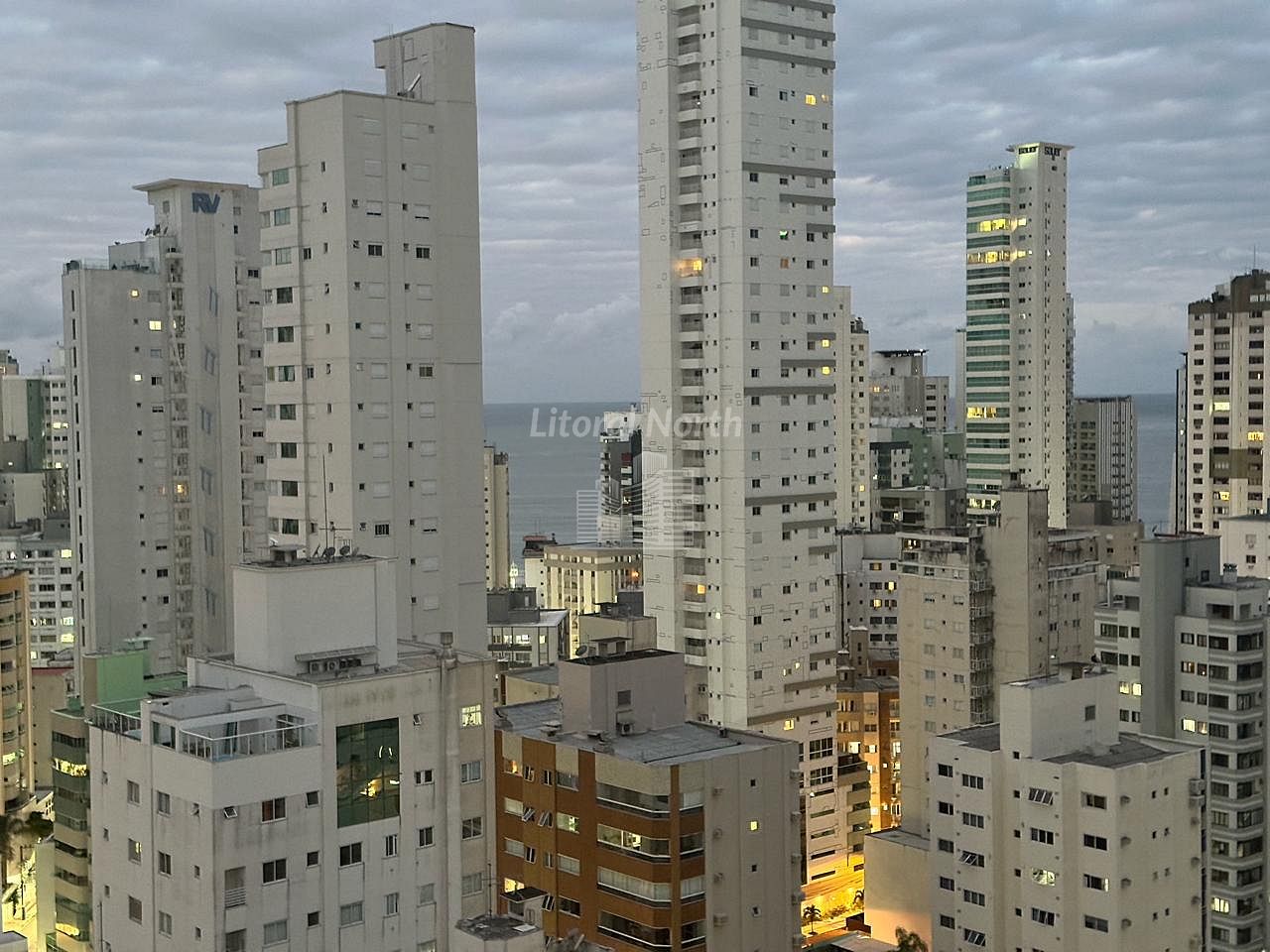 Apartamento à venda com 3 quartos, 1 suíte, 2 vagas e 121m² no Centro, Balneário Camboriú (SC) — foto 17 de 30