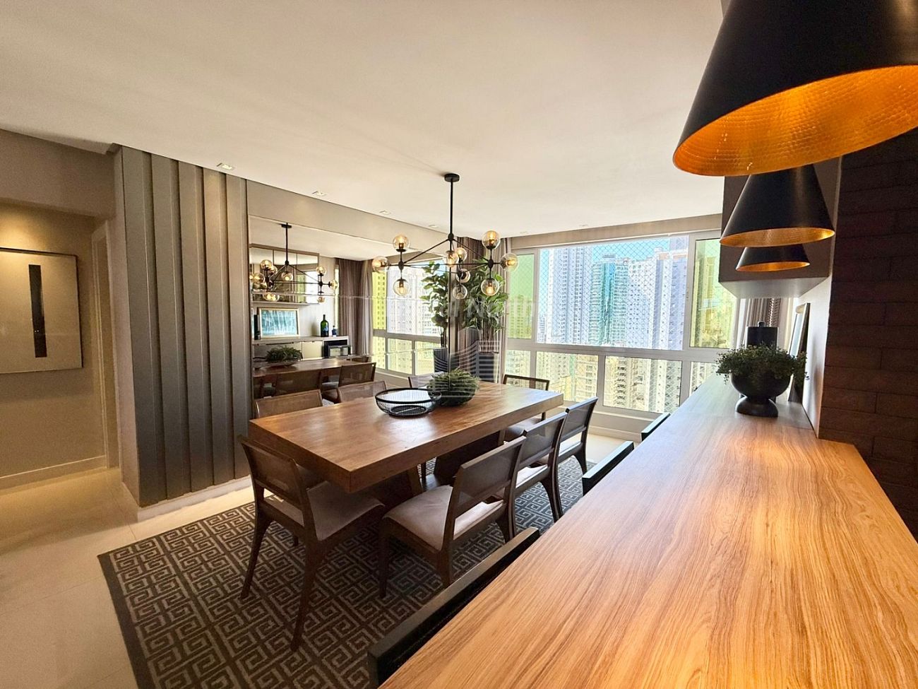 Apartamento à venda com 3 quartos, 1 suíte, 2 vagas e 121m² no Centro, Balneário Camboriú (SC) — foto 7 de 30