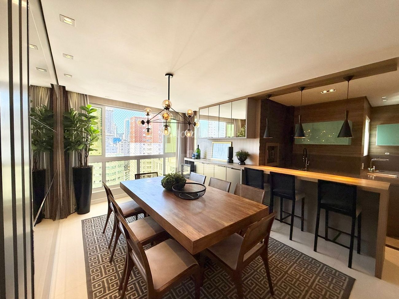 Apartamento à venda com 3 quartos, 1 suíte, 2 vagas e 121m² no Centro, Balneário Camboriú (SC) — foto 9 de 30