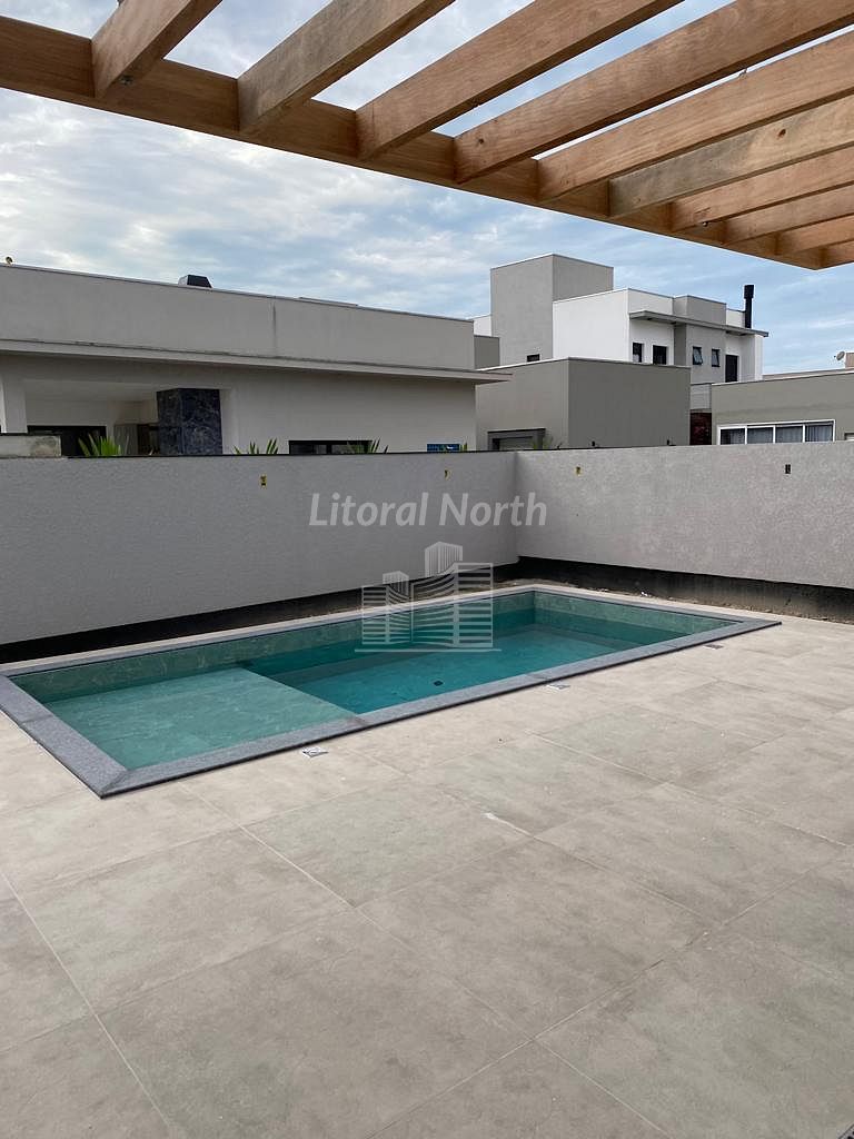 Casa à venda com 3 quartos, 3 banheiros e 400m² no Santa Regina, Camboriú (SC) — foto 8 de 11