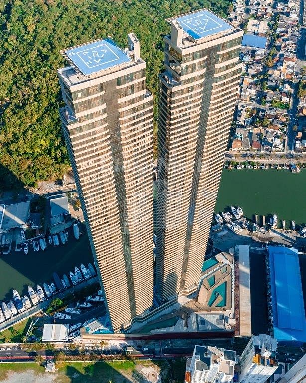 Apartamento à venda com 4 quartos, 4 suítes, 4 vagas e 261m² no Barra Sul, Balneário Camboriú (SC) — foto 4 de 29