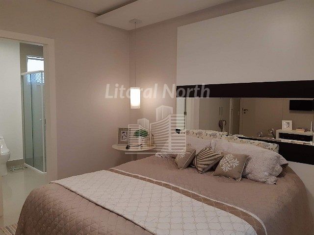 Apartamento à venda com 3 quartos, 3 suítes, 3 vagas e 140m² no Centro, Balneário Camboriú (SC) — foto 12 de 16