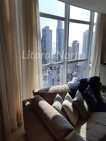 Apartamento à venda com 3 quartos, 3 suítes, 3 vagas e 140m² no Centro, Balneário Camboriú (SC) — foto 5 de 16