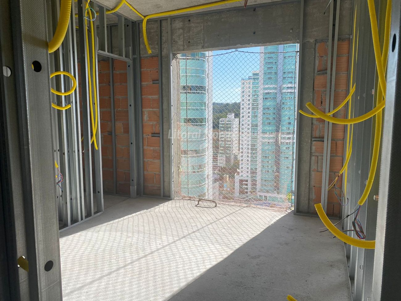 Apartamento à venda com 4 quartos, 4 suítes, 3 vagas e 151m² no Pioneiros, Balneário Camboriú (SC) — foto 6 de 6