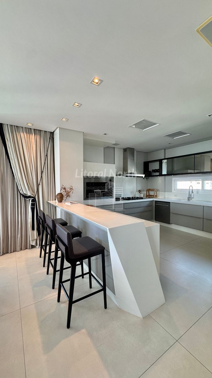 Apartamento à venda com 3 quartos, 3 suítes, 3 vagas e 172m² no Centro, Balneário Camboriú (SC) — foto 10 de 30