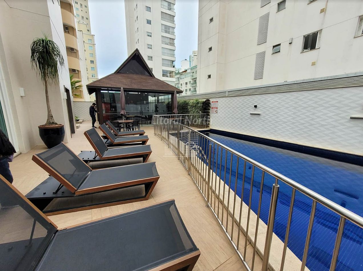 Apartamento à venda com 3 quartos, 3 suítes, 3 vagas e 172m² no Centro, Balneário Camboriú (SC) — foto 27 de 30