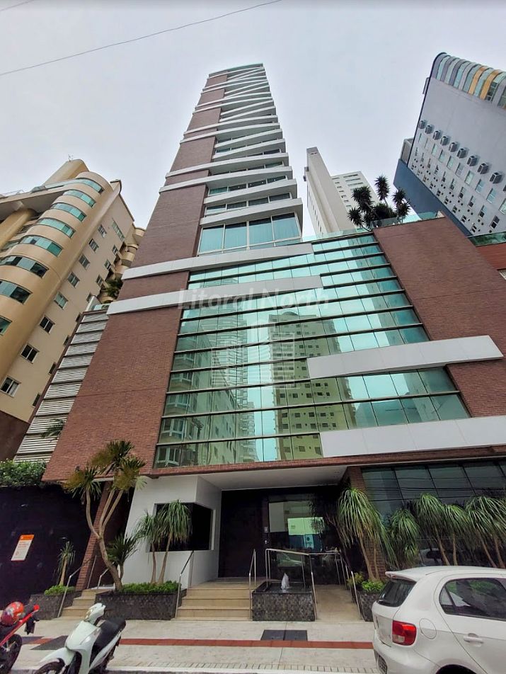 Apartamento à venda com 3 quartos, 3 suítes, 3 vagas e 172m² no Centro, Balneário Camboriú (SC) — foto 2 de 30