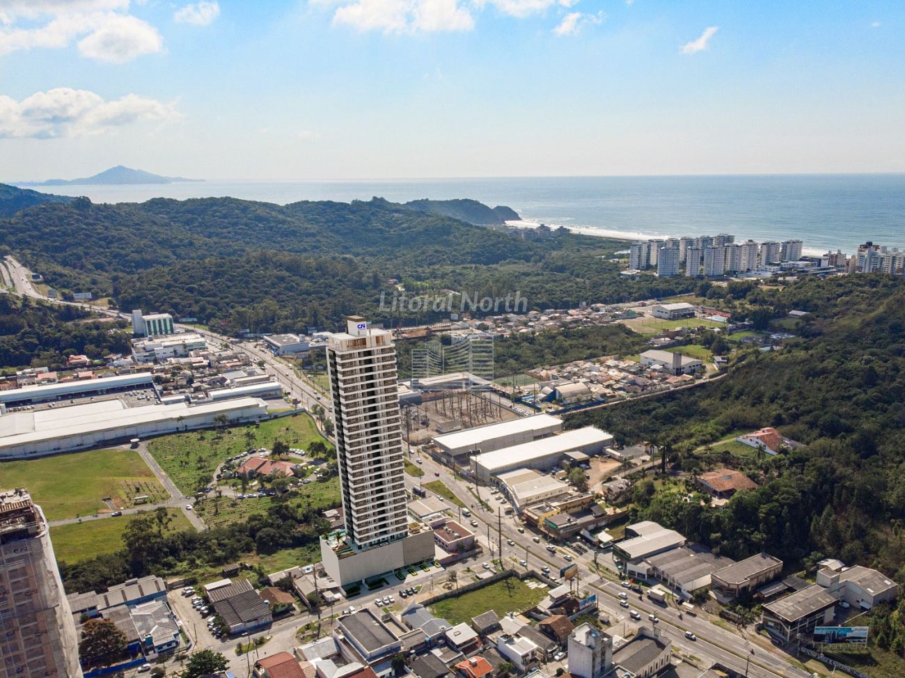 Apartamento à venda com 2 quartos, 1 suíte, 1 vaga e 77m² no Balneário Santa Clara, Itajaí (SC) — foto 3 de 7