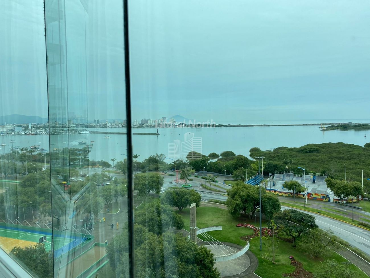 Apartamento à venda com 3 quartos, 3 suítes, 4 vagas e 230m² no Fazenda, Itajaí (SC) — foto 3 de 23