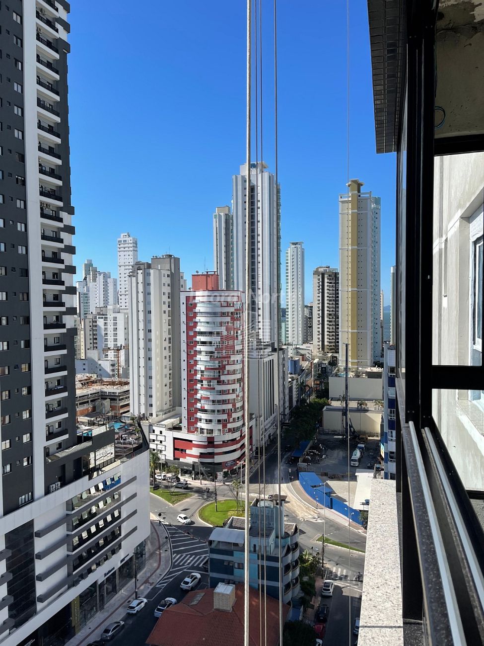 Cobertura à venda com 3 quartos, 3 suítes, 2 vagas e 264m² no Centro, Balneário Camboriú (SC) — foto 8 de 23