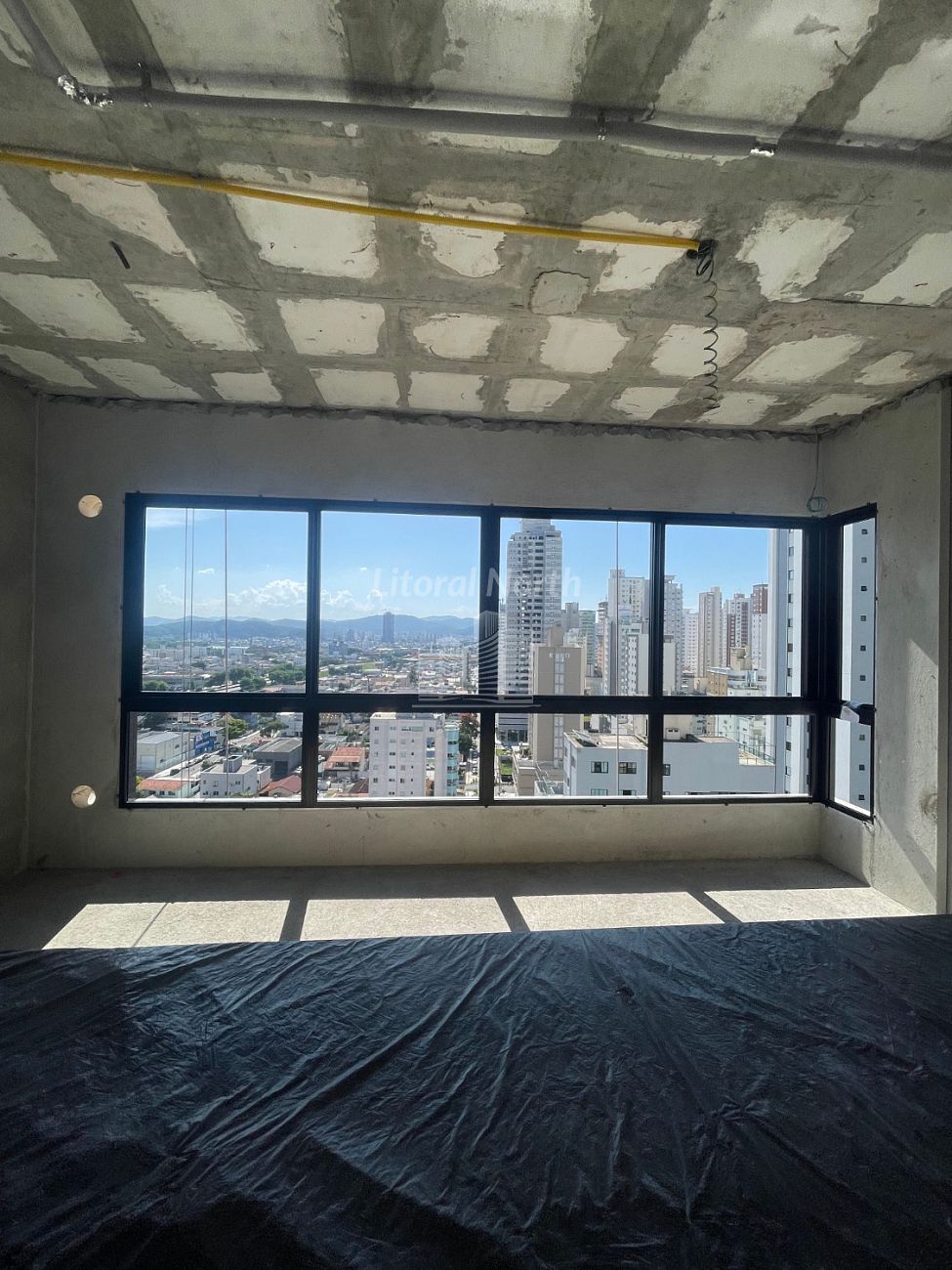 Cobertura à venda com 3 quartos, 3 suítes, 2 vagas e 264m² no Centro, Balneário Camboriú (SC) — foto 3 de 23