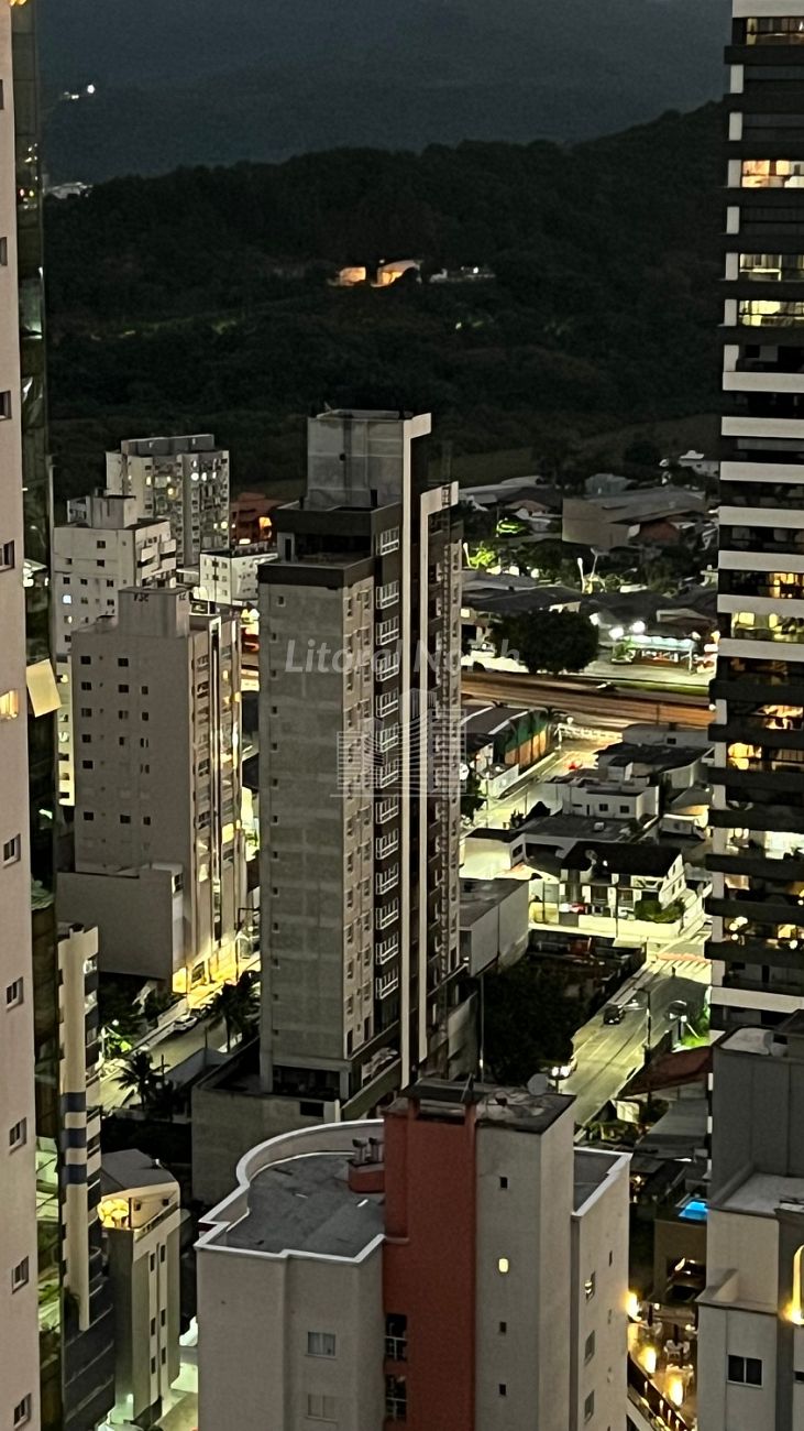 Cobertura à venda com 3 quartos, 3 suítes, 2 vagas e 264m² no Centro, Balneário Camboriú (SC) — foto 2 de 23