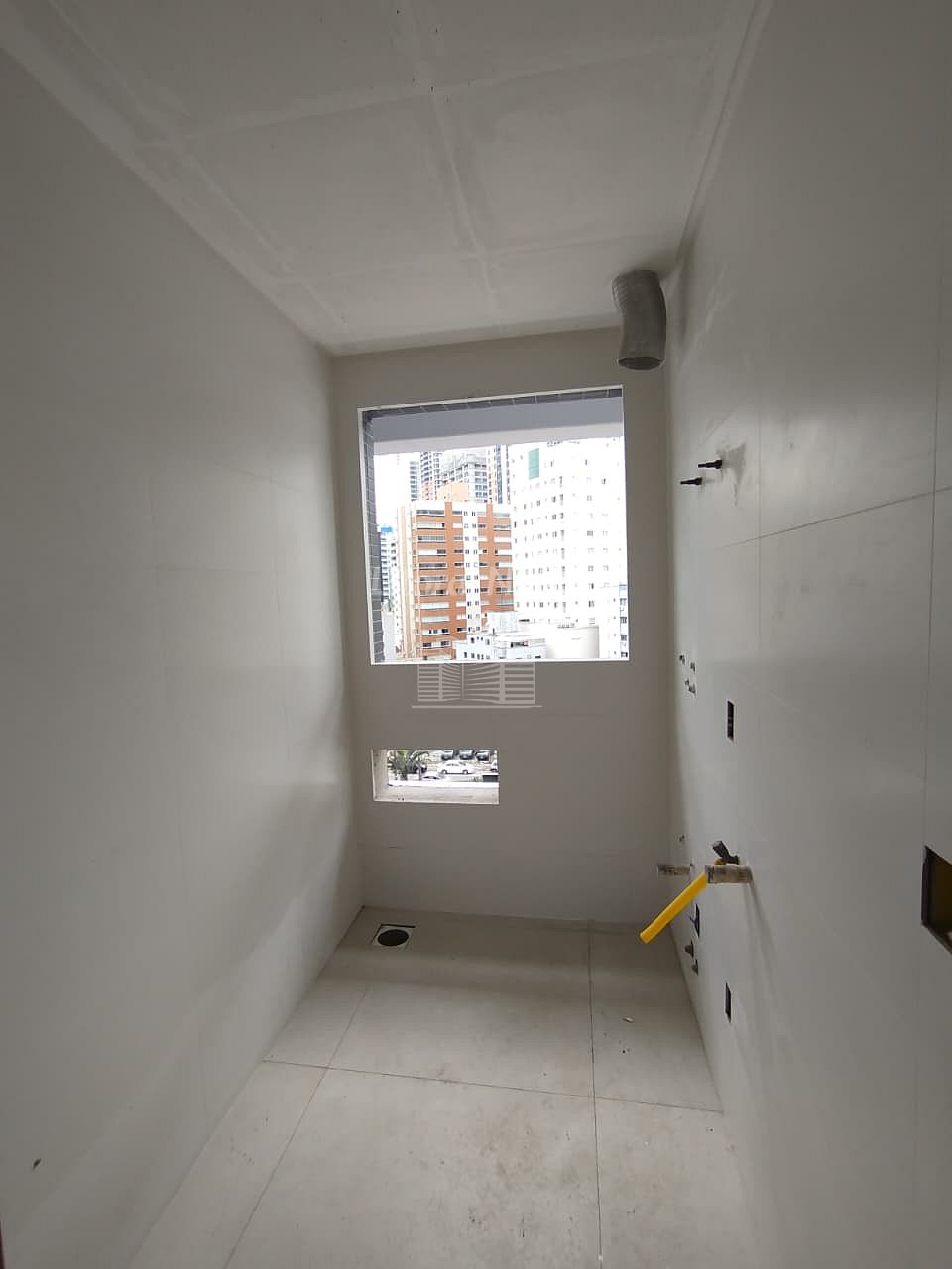 Apartamento à venda com 3 quartos, 3 suítes, 2 vagas e 135m² no Centro, Balneário Camboriú (SC) — foto 10 de 30