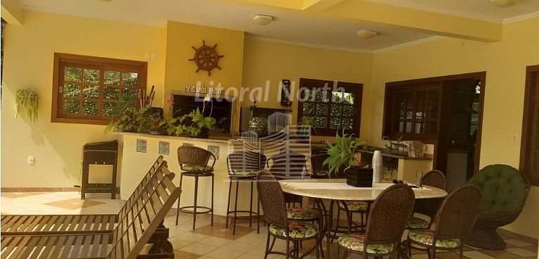 Casa à venda com 4 quartos, 3 suítes, 3 vagas e 351m² no Taquaras, Balneário Camboriú (SC) — foto 8 de 30