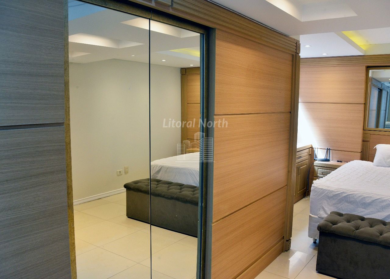 Apartamento à venda com 3 quartos, 3 suítes, 2 vagas e 350m² no Centro, Balneário Camboriú (SC) — foto 16 de 18