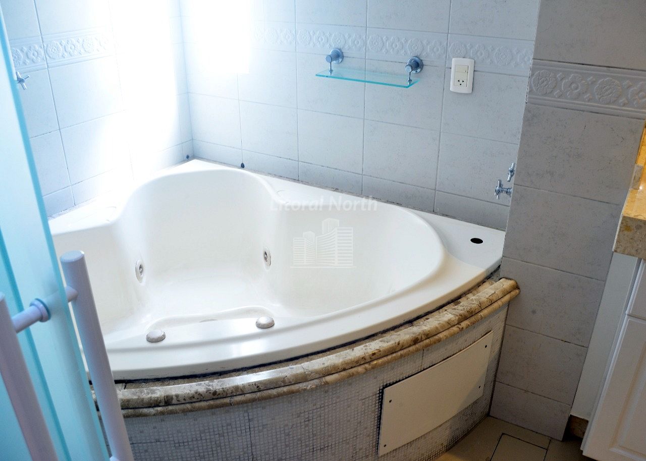 Apartamento à venda com 3 quartos, 3 suítes, 2 vagas e 350m² no Centro, Balneário Camboriú (SC) — foto 17 de 18