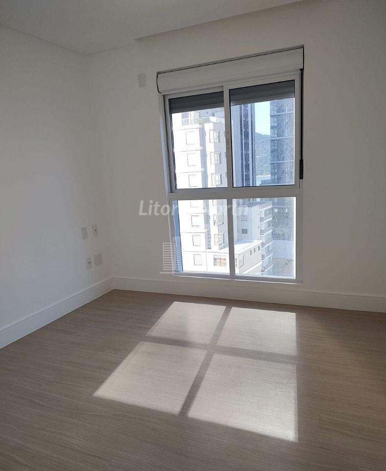 Apartamento à venda com 4 quartos, 4 suítes, 3 vagas e 153m² no Centro, Balneário Camboriú (SC) — foto 29 de 30