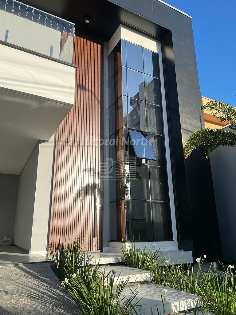 Casa de 3 quartos, 230m² no bairro São Judas, em Itajaí | Eu Corretor
