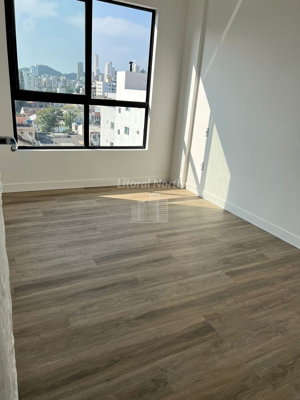 Apartamento à venda com 3 quartos, 1 suíte, 1 vaga e 79m² no Nações, Balneário Camboriú (SC) — foto 3 de 9