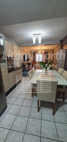 Apartamento à venda com 4 quartos, 2 suítes, 1 vaga e 168m² no Pioneiros, Balneário Camboriú (SC) — foto 3 de 9