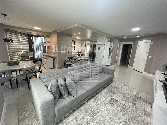 Apartamento à venda com 3 quartos, 3 suítes, 3 vagas e 136m² no Centro, Balneário Camboriú (SC) — foto 8 de 20
