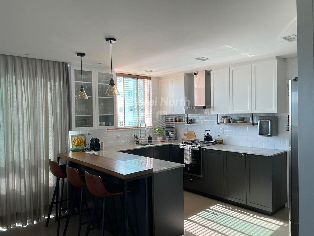 Apartamento à venda com 3 quartos, 3 suítes, 1 vaga e 132m² no Centro, Balneário Camboriú (SC) — foto 4 de 17