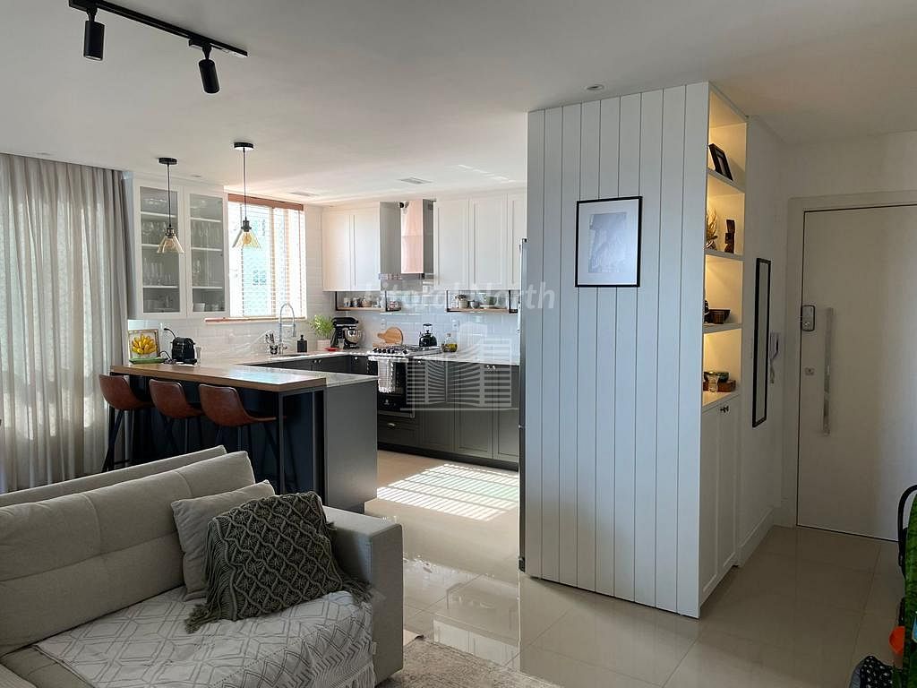 Apartamento à venda com 3 quartos, 3 suítes, 1 vaga e 132m² no Centro, Balneário Camboriú (SC) — foto 5 de 17