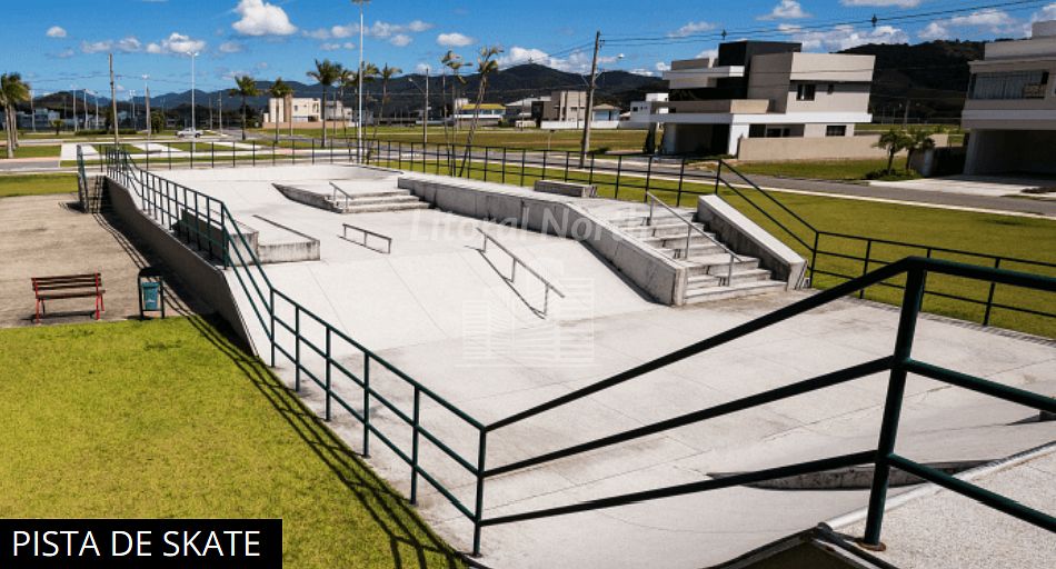 Casa à venda com 4 quartos, 4 suítes, 4 vagas e 234m² no Santa Regina, Camboriú (SC) — foto 15 de 16