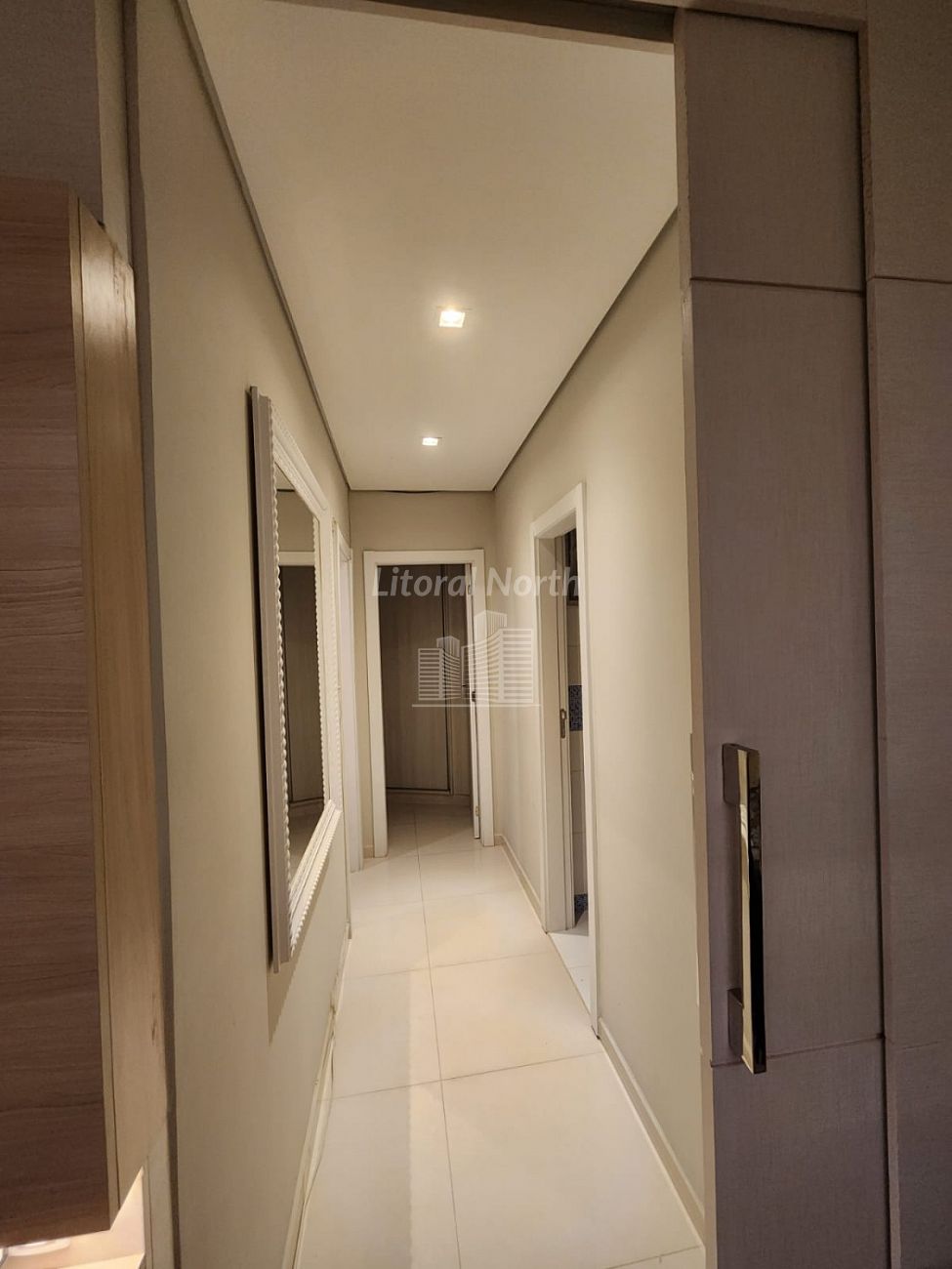 Apartamento à venda com 3 quartos, 1 suíte e 100m² no Centro, Balneário Camboriú (SC) — foto 5 de 9