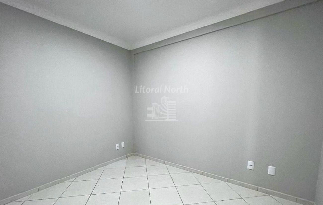Apartamento à venda com 3 quartos, 1 suíte, 2 vagas e 76m² no Centro, Balneário Camboriú (SC) — foto 5 de 15