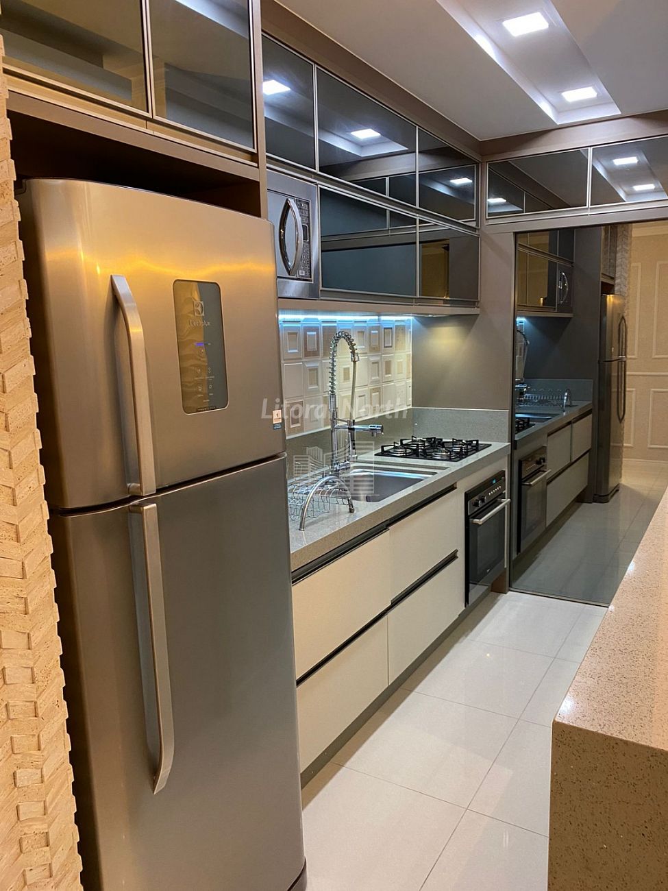 Apartamento de 2 quartos, 63m² no bairro Carvalho, em Itajaí | Eu Corretor