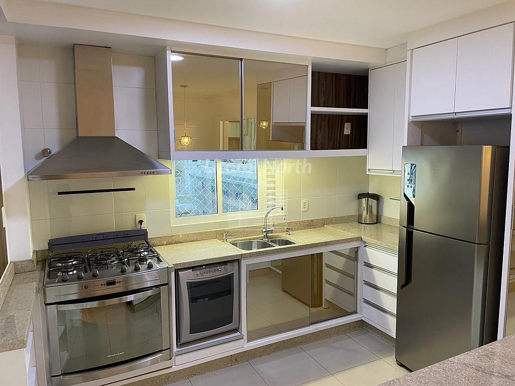 Apartamento à venda com 3 quartos, 1 suíte, 1 vaga e 108m² no Centro, Balneário Camboriú (SC) — foto 4 de 10