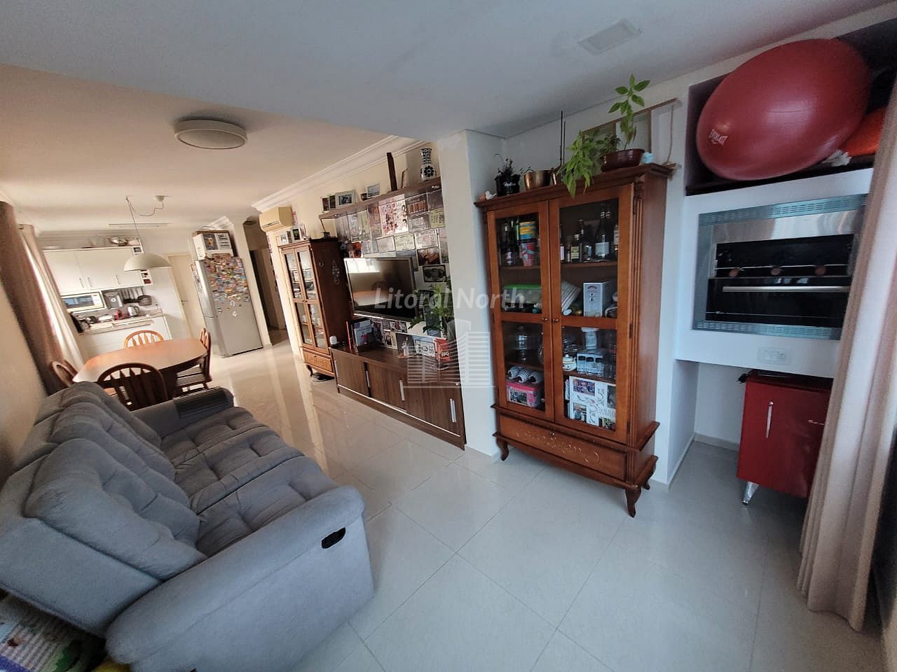 Apartamento à venda com 3 quartos, 1 suíte, 2 vagas e 95m² no Pioneiros, Balneário Camboriú (SC) — foto 3 de 17