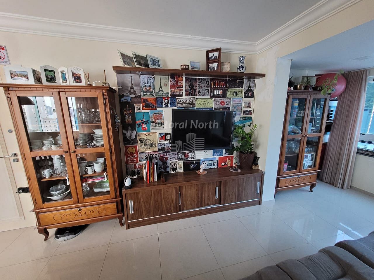 Apartamento à venda com 3 quartos, 1 suíte, 2 vagas e 95m² no Pioneiros, Balneário Camboriú (SC) — foto 2 de 17