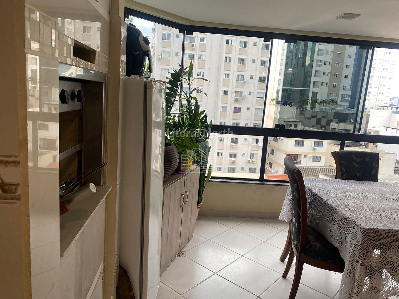 Apartamento à venda com 3 quartos, 1 suíte, 1 vaga e 100m² no Centro, Balneário Camboriú (SC) — foto 6 de 14