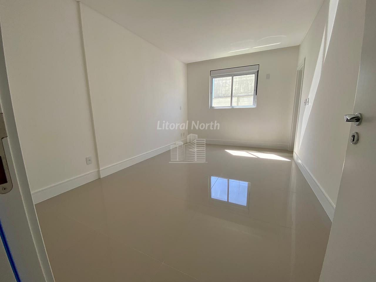 Apartamento à venda com 3 quartos, 3 suítes, 3 vagas e 116m² no Centro, Balneário Camboriú (SC) — foto 13 de 14
