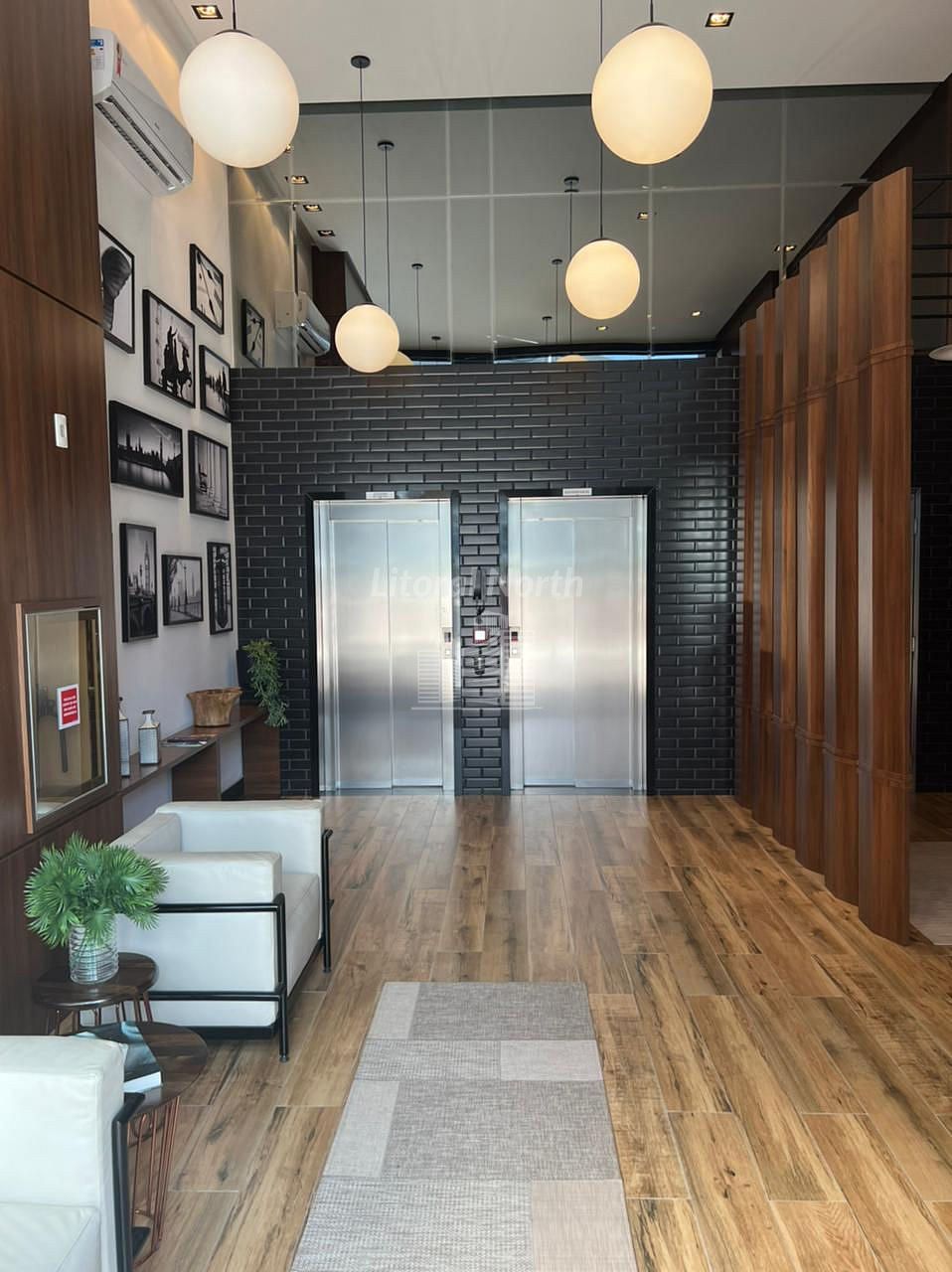 Apartamento à venda com 2 quartos, 1 suíte, 1 vaga e 68m² no Centro, Balneário Camboriú (SC) — foto 2 de 12