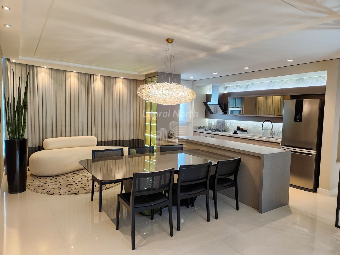 Apartamento à venda com 3 quartos, 3 suítes, 3 vagas e 149m² no Centro, Balneário Camboriú (SC) — foto 3 de 16
