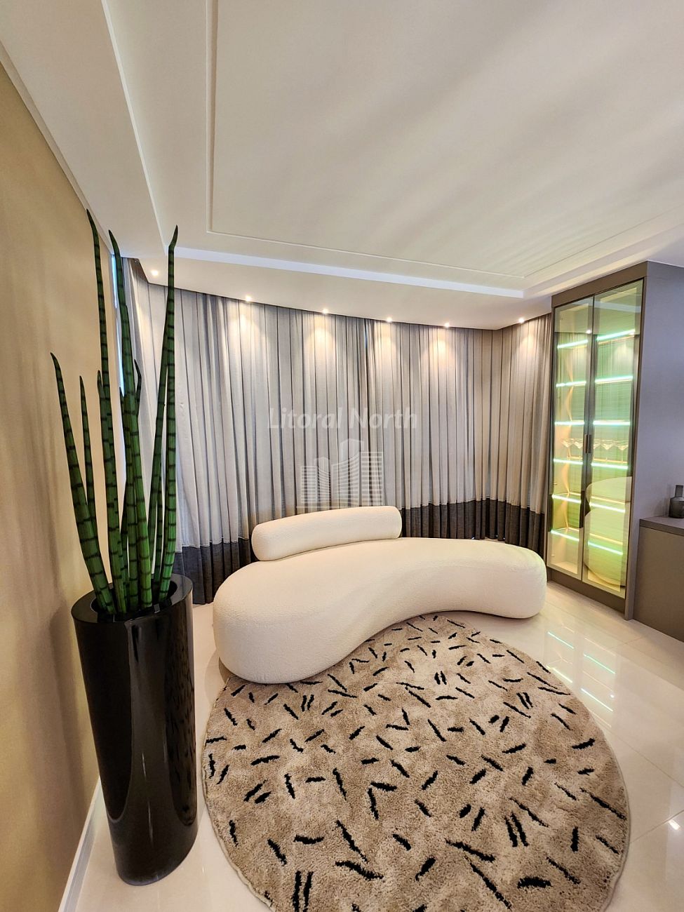 Apartamento à venda com 3 quartos, 3 suítes, 3 vagas e 149m² no Centro, Balneário Camboriú (SC) — foto 9 de 16