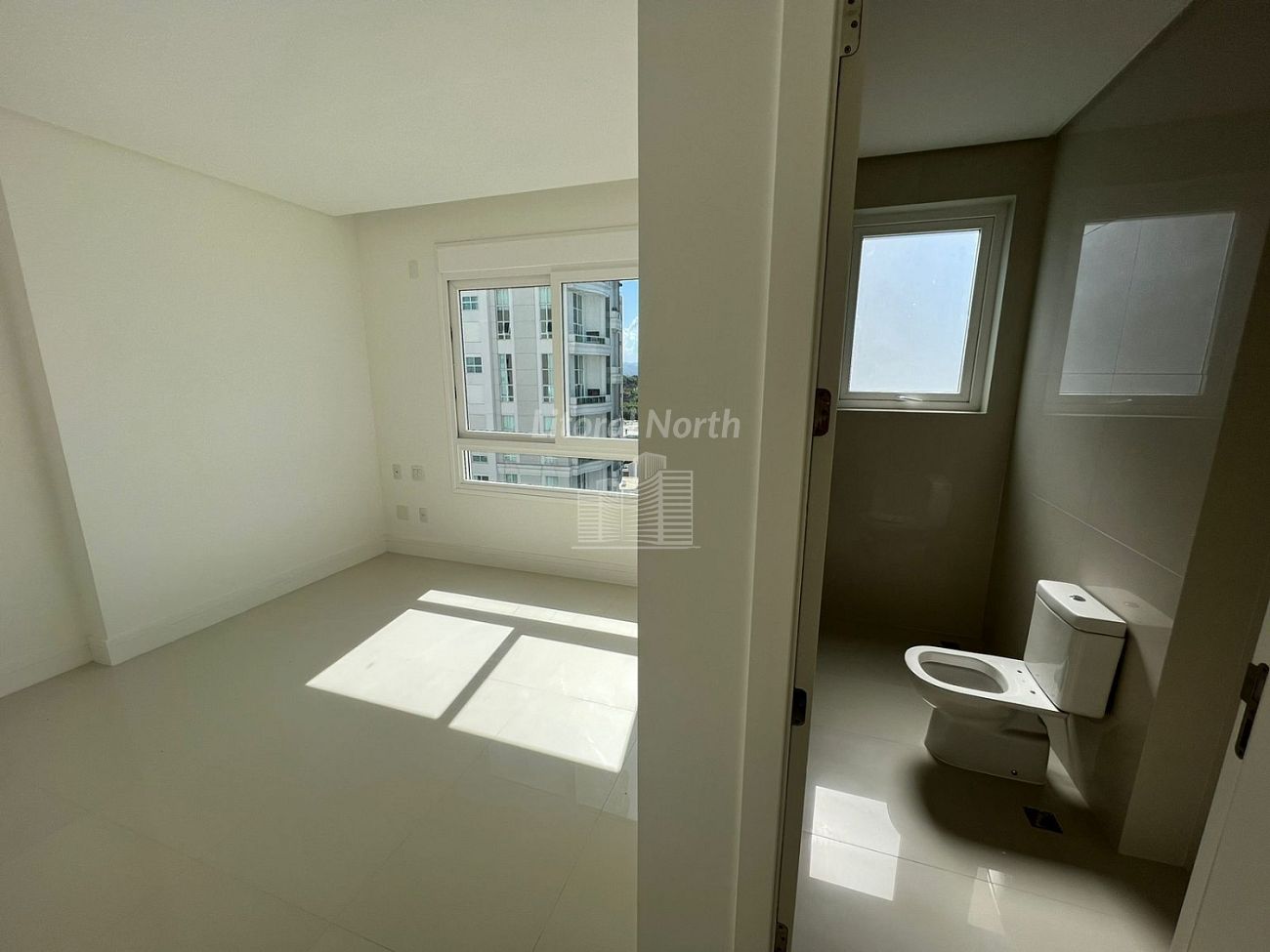 Apartamento à venda com 3 quartos, 3 suítes, 2 vagas e 157m² no Barra Sul, Balneário Camboriú (SC) — foto 19 de 24